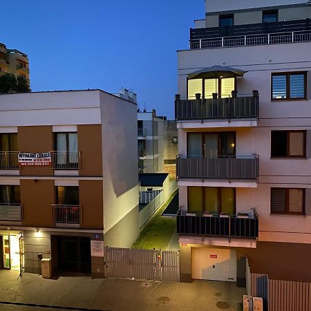 Piekarnia Apartamenty Manufaktura, Parking, Dostep Na Kod, Klima, 1-3 Pokoje, Prywatna Kamienica Лодзь Экстерьер фото