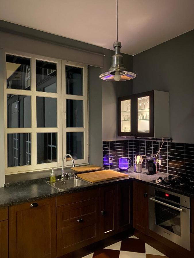 Piekarnia Apartamenty Manufaktura, Parking, Dostep Na Kod, Klima, 1-3 Pokoje, Prywatna Kamienica Лодзь Экстерьер фото