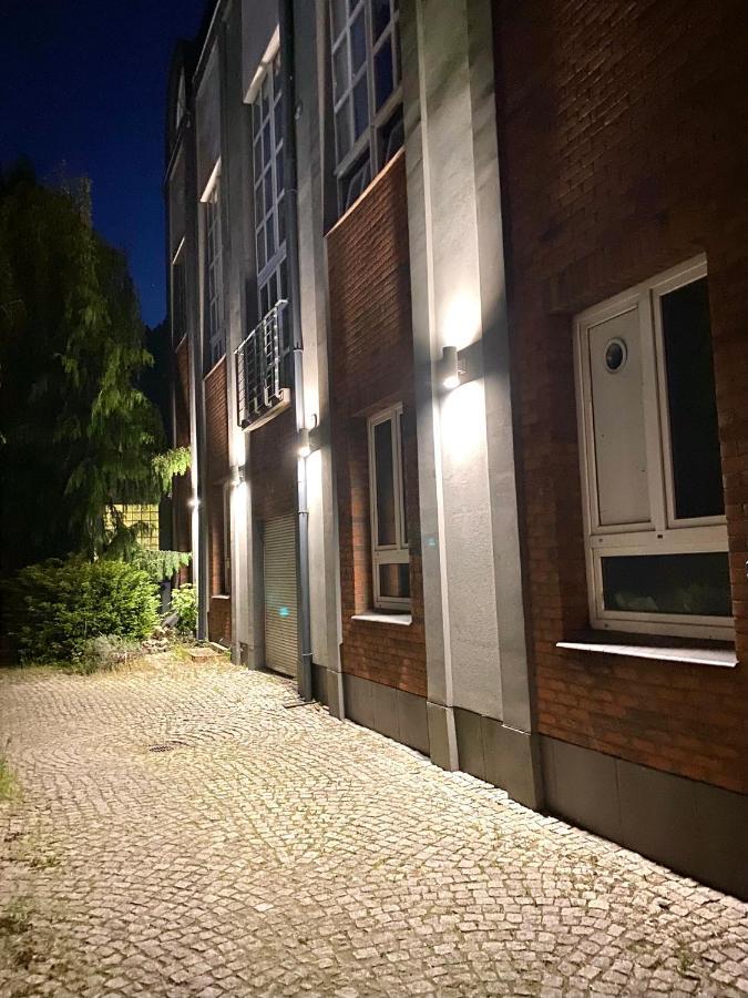 Piekarnia Apartamenty Manufaktura, Parking, Dostep Na Kod, Klima, 1-3 Pokoje, Prywatna Kamienica Лодзь Экстерьер фото