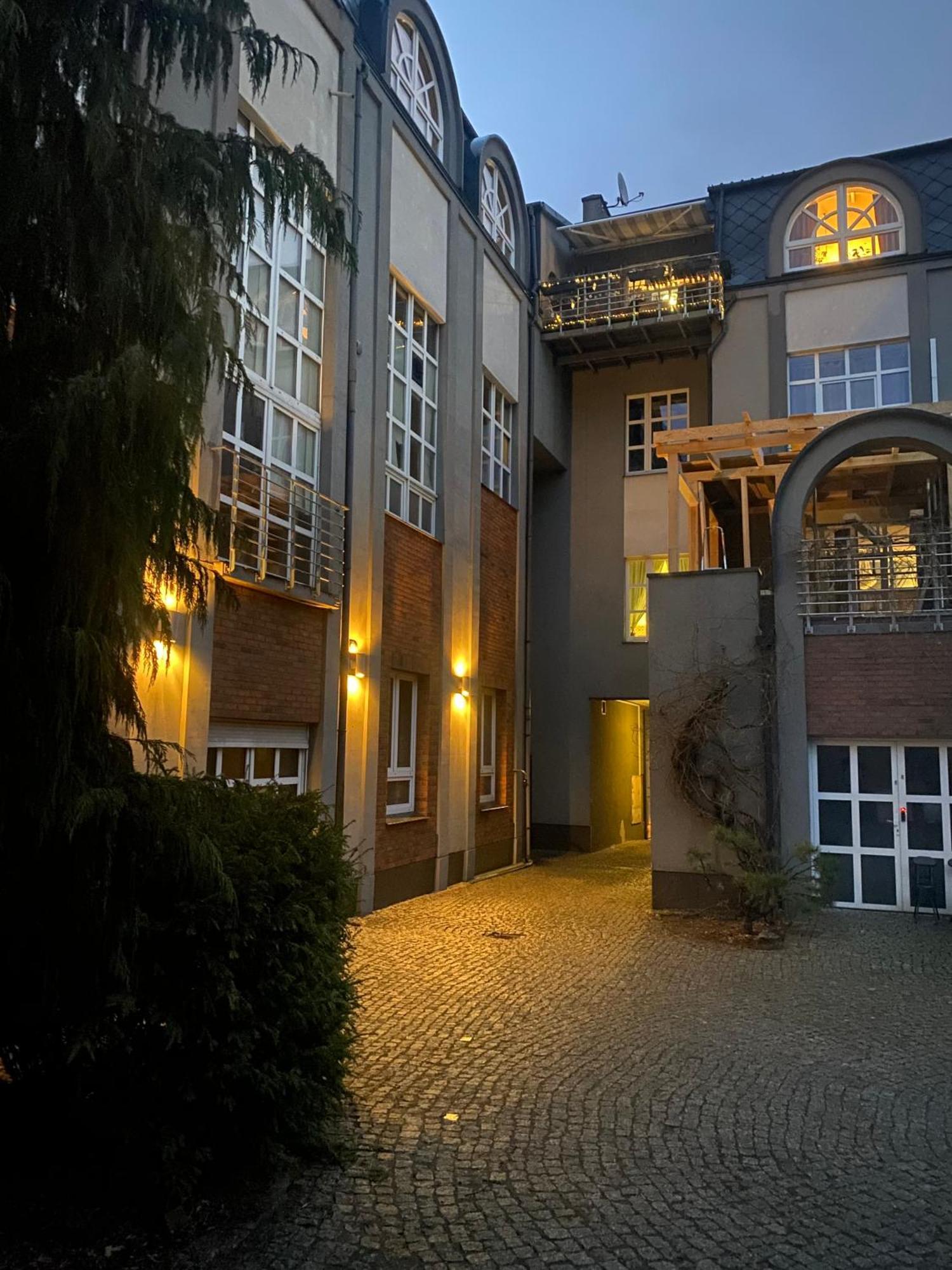 Piekarnia Apartamenty Manufaktura, Parking, Dostep Na Kod, Klima, 1-3 Pokoje, Prywatna Kamienica Лодзь Экстерьер фото